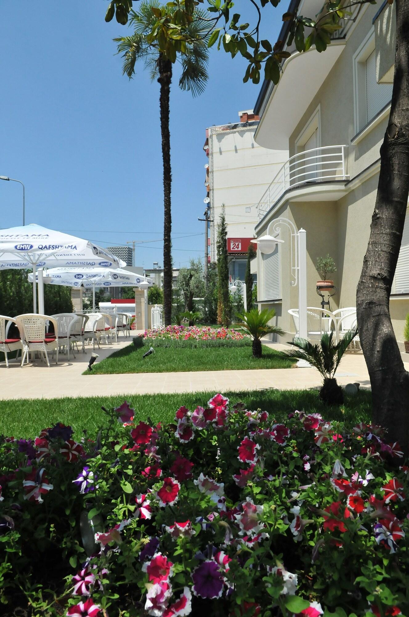 Hotel Sokrat Tirana Exterior photo