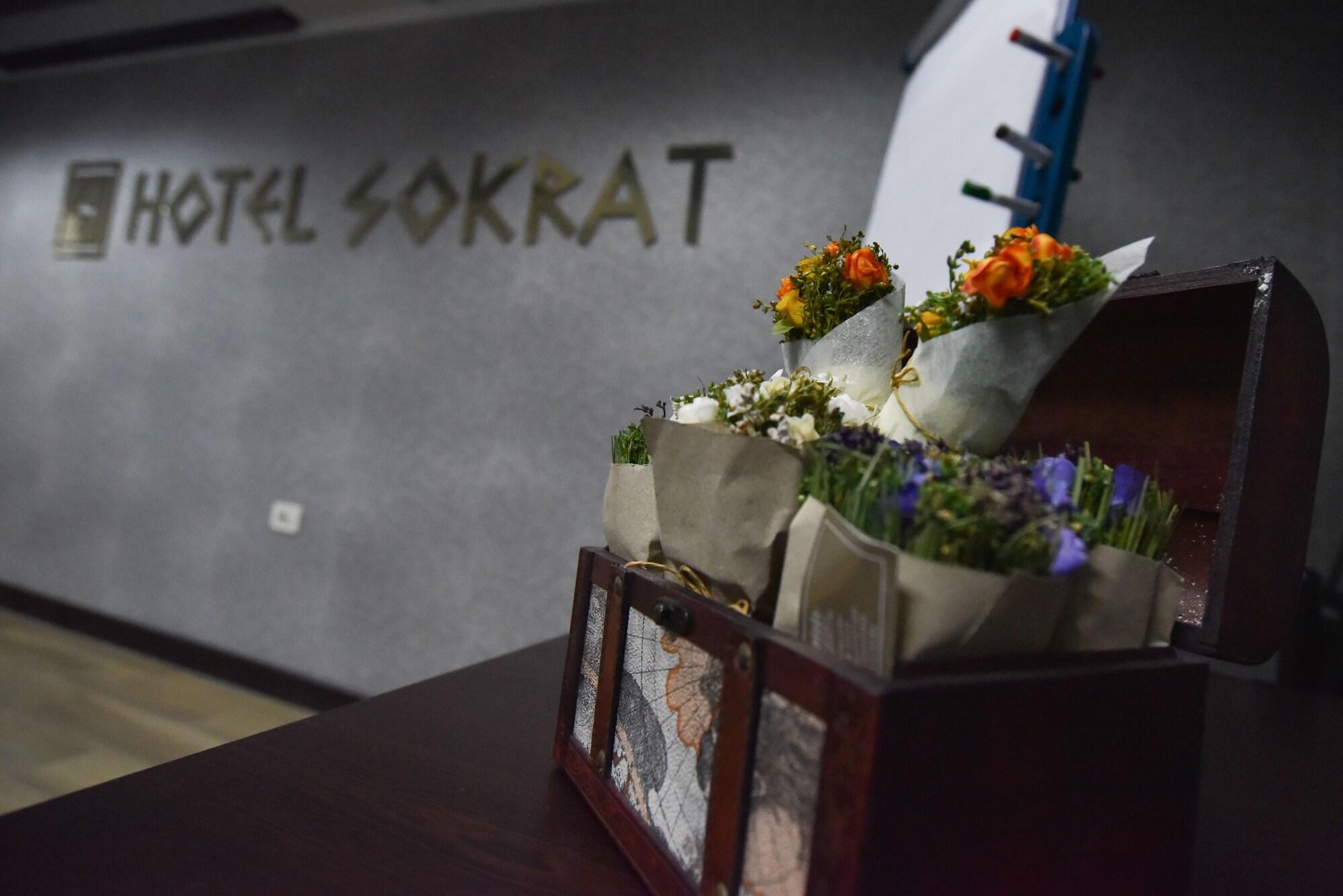 Hotel Sokrat Tirana Exterior photo