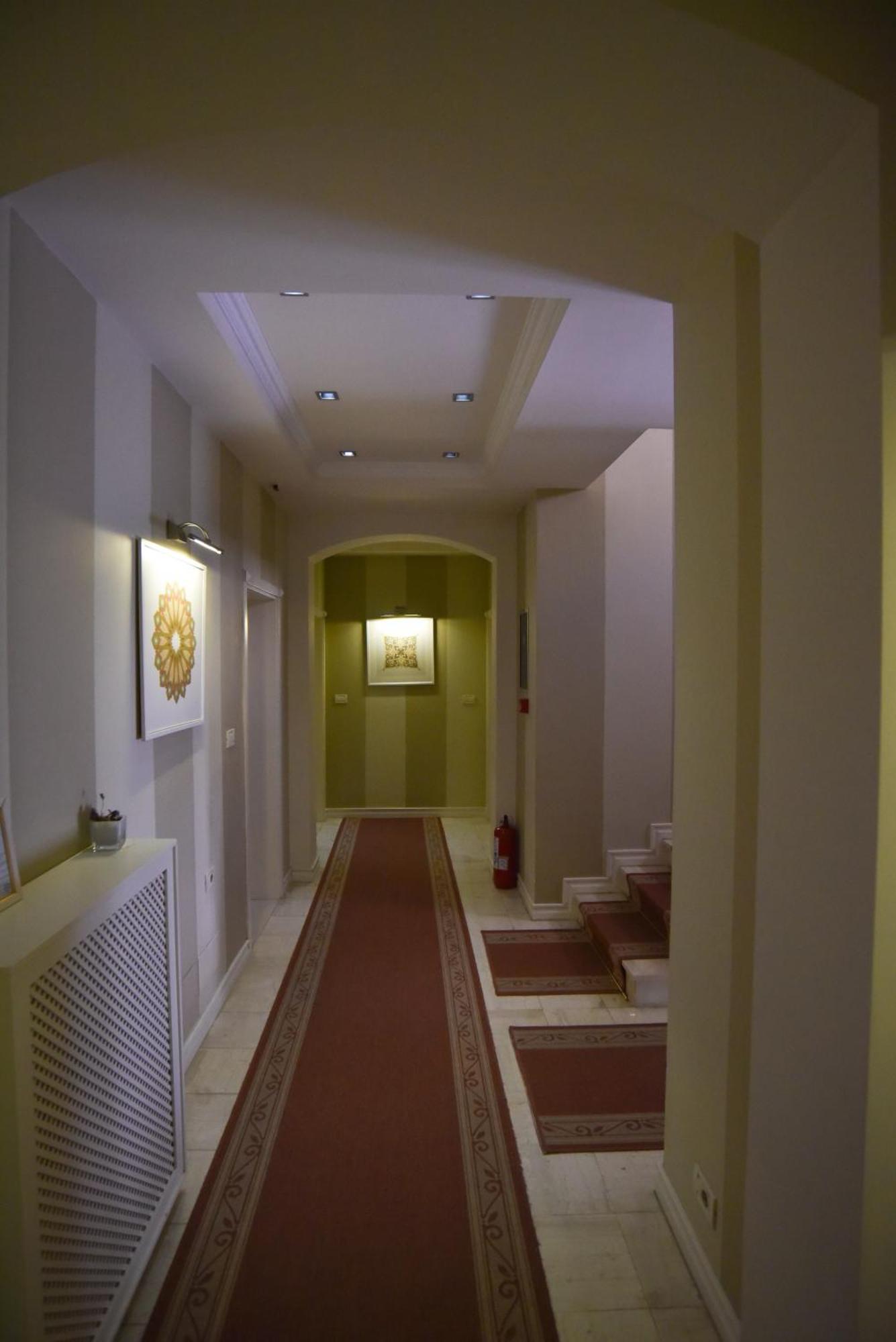 Hotel Sokrat Tirana Exterior photo