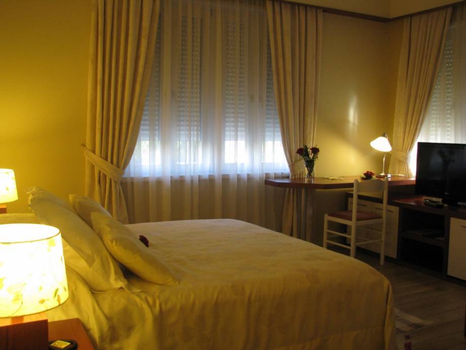 Hotel Sokrat Tirana Exterior photo